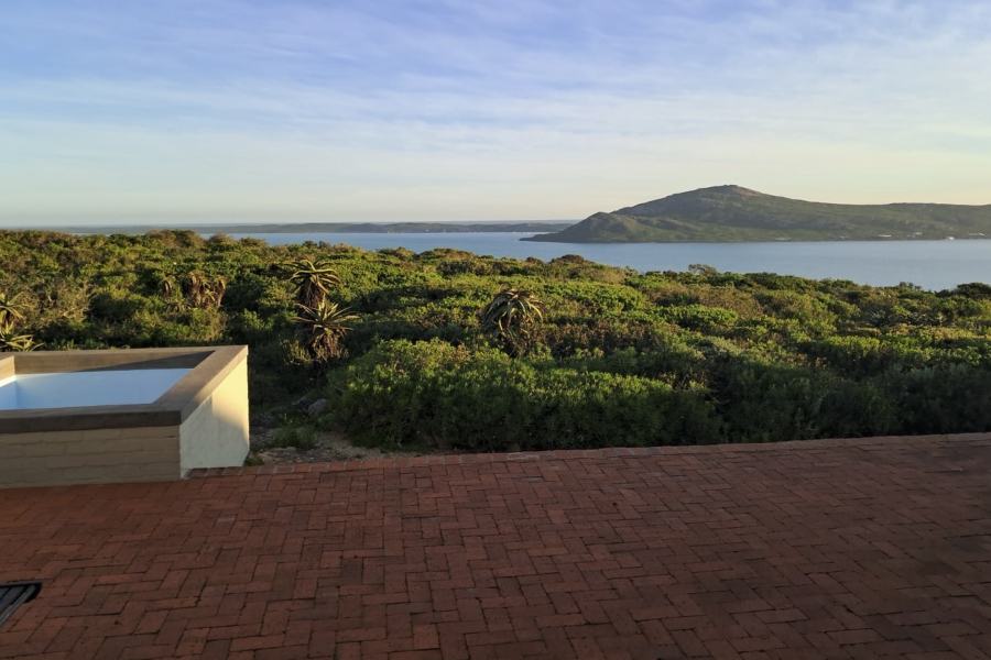 4 Bedroom Property for Sale in Myburgh Park Western Cape